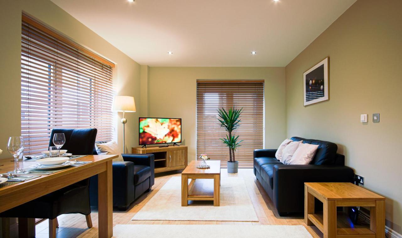 Superb City Center 1 Or 2 Bedroom Apts King Bed Southampton Exterior foto